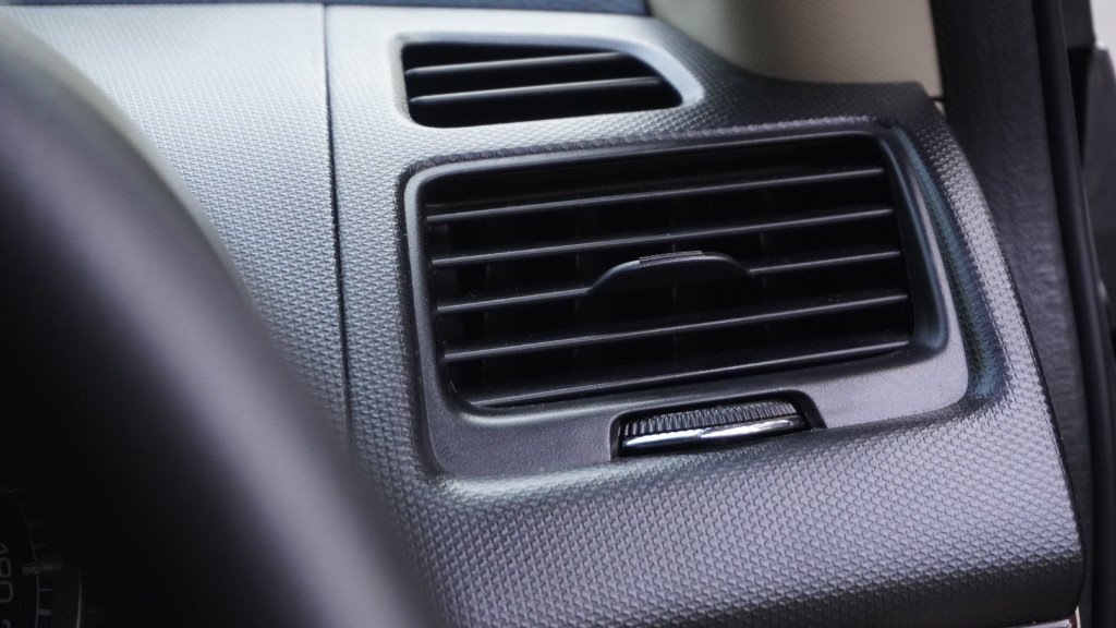 Used Cars in Trivandrum, Kerala - MARUTI SUZUKI DZIRE VXI MT