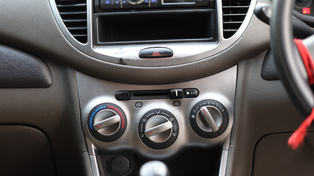 Used Cars in Trivandrum, Kerala - HYUNDAI I10 ERA 1.1