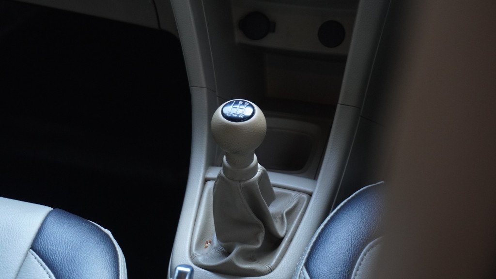 Used Cars in Trivandrum, Kerala - MARUTI SUZUKI DZIRE VXI MT