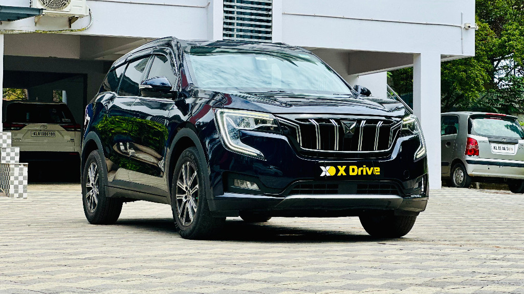 Used Cars in Trivandrum, Kerala - Mahindra XUV700 AX7 Diesel AT 7 STR