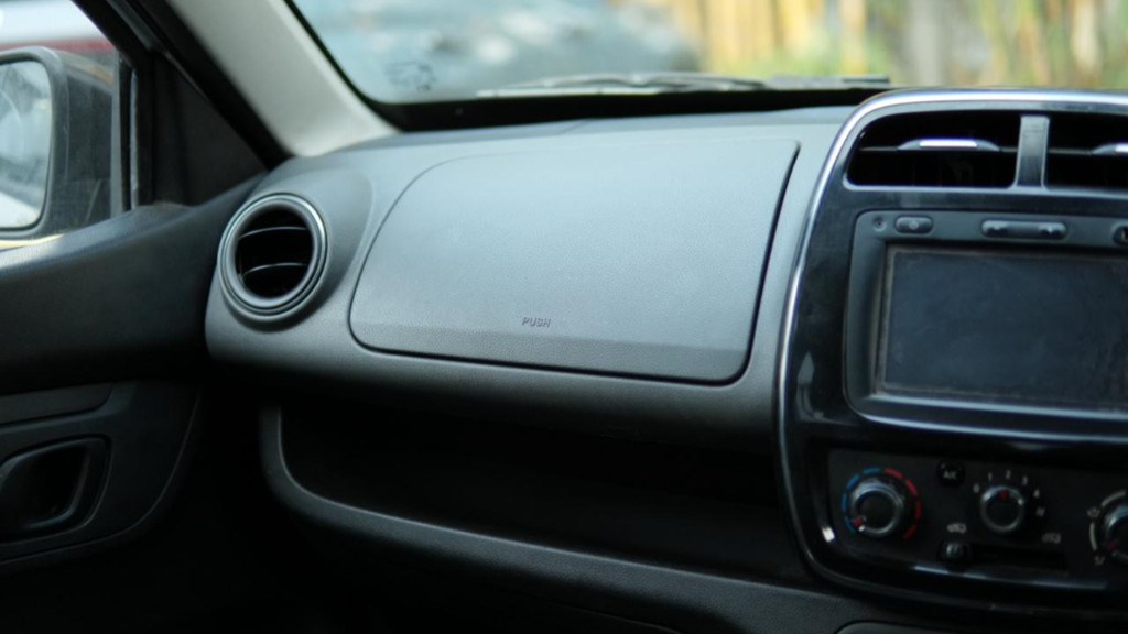 Used Cars in Trivandrum, Kerala - RENAULT KWID RXT OPTION