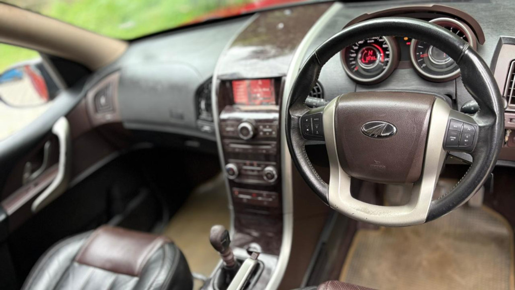 Used Cars in Trivandrum, Kerala - MAHINDRA XUV 500 W8 HAWK 7 STR 2WD