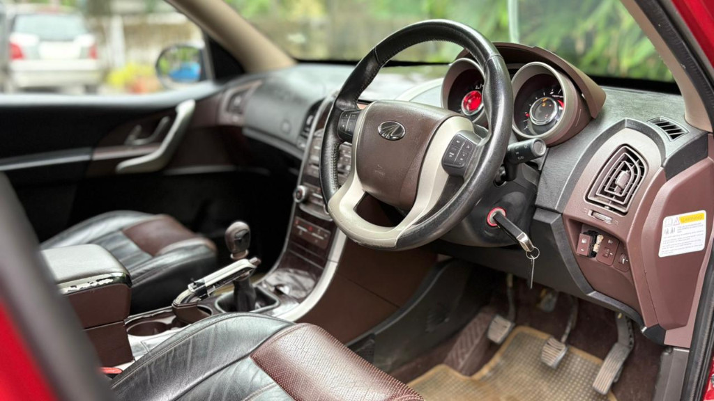 Used Cars in Trivandrum, Kerala - MAHINDRA XUV 500 W8 HAWK 7 STR 2WD