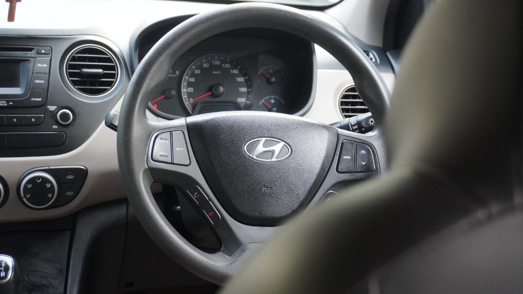 Used Cars in Trivandrum, Kerala - HYUNDAI XCENT VTVT S BSIV