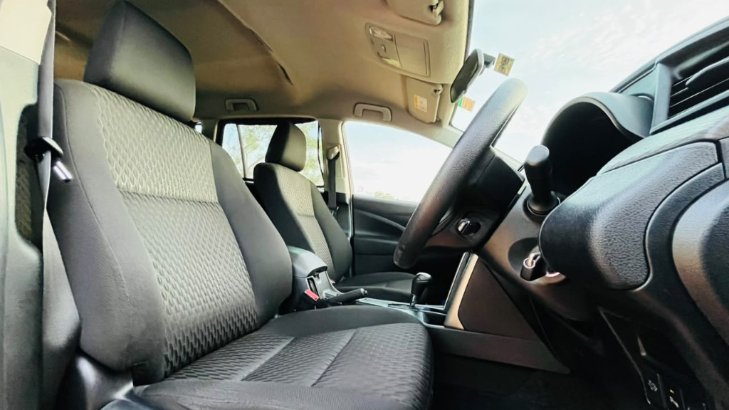Used Cars in Trivandrum, Kerala - TOYOTA INNOVA CRYSTA 2.4 GX AUTOMATIC BS6