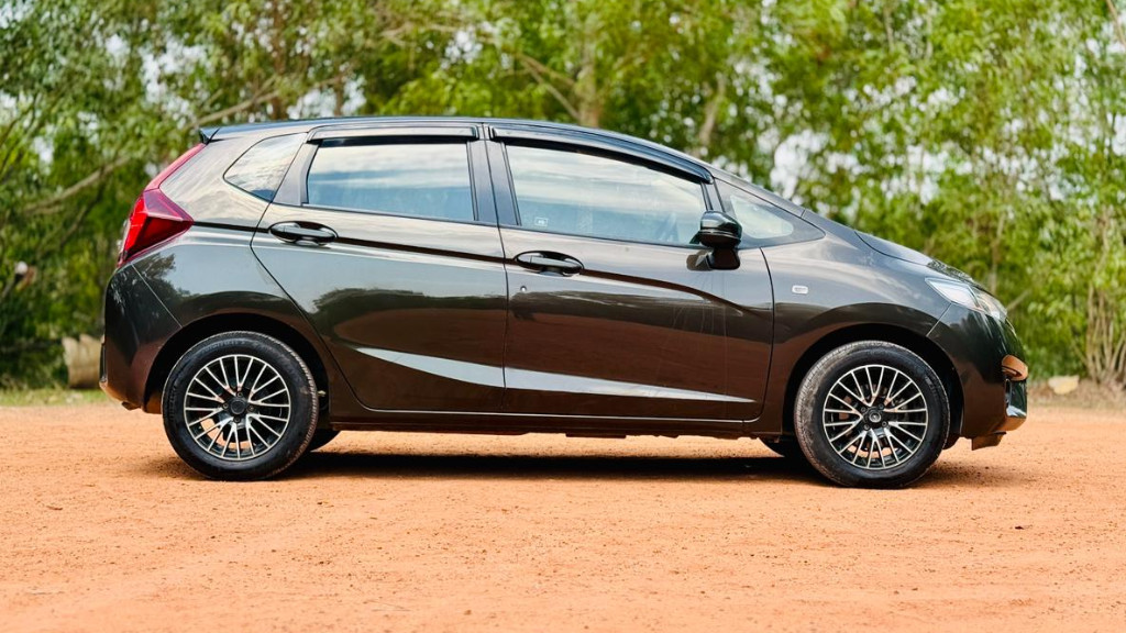 Used Cars in Trivandrum, Kerala - HONDA JAZZ 1.2 SV MT IVTEC 2018