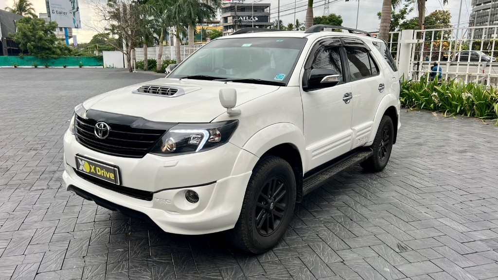 Used Cars in Trivandrum, Kerala - TOYOTA FORTUNER 4 WD AT