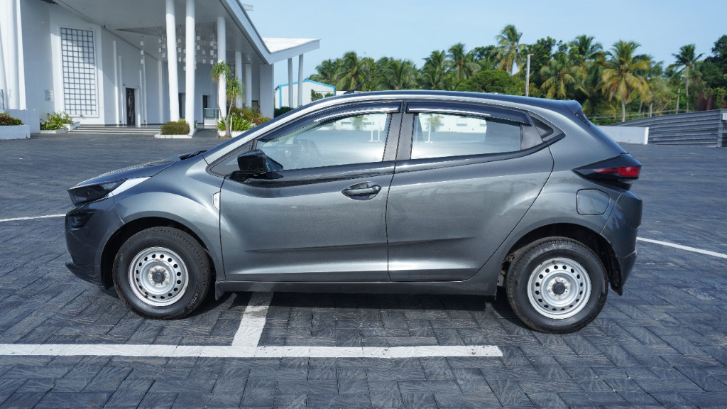 Used Cars in Trivandrum, Kerala - TATA ALTROZ XE 1.2 RTN BS VI