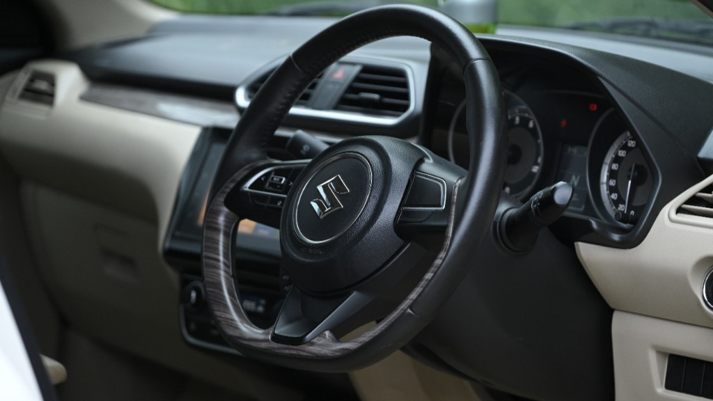 Used Cars in Trivandrum, Kerala - MARUTI DZIRE ZXI AGS 