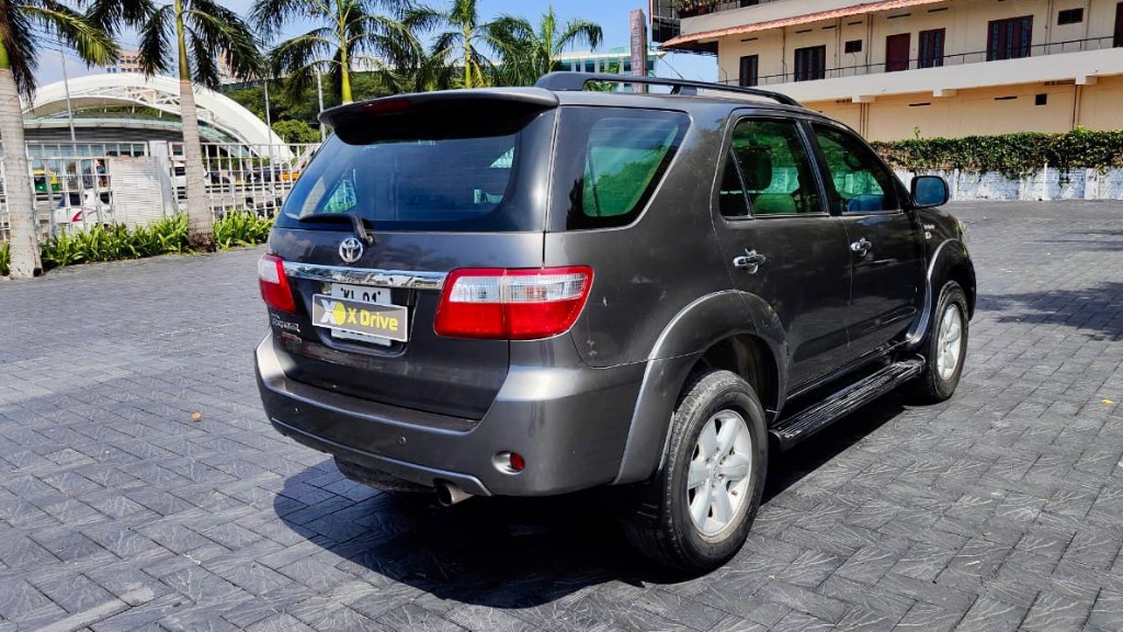 Used Cars in Trivandrum, Kerala - TOYOTA FORTUNER 3.0L 4WD MT