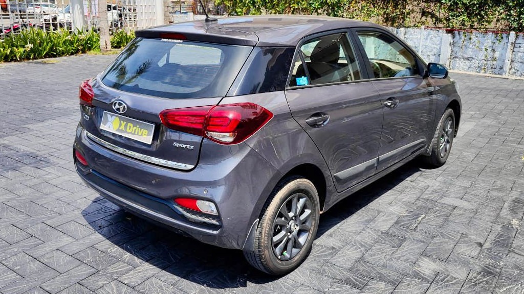Used Cars in Trivandrum, Kerala - HYUNDAI i20 Sportz + VTVT