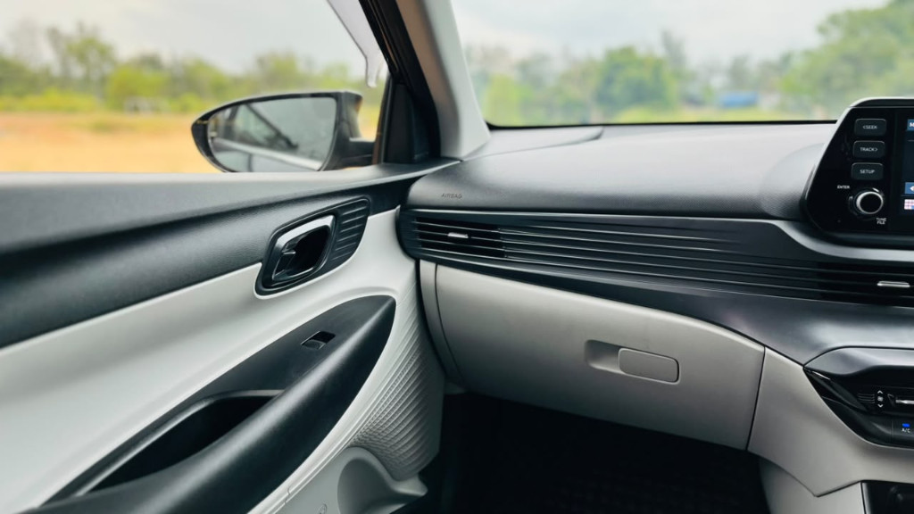 Used Cars in Trivandrum, Kerala - HYUNDAI I20 SPORTZ 1.2 KAPPA MT