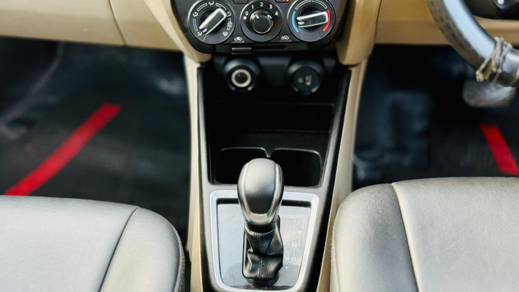 Used Cars in Trivandrum, Kerala - MARUTI SUZUKI DZIRE VXI AGS