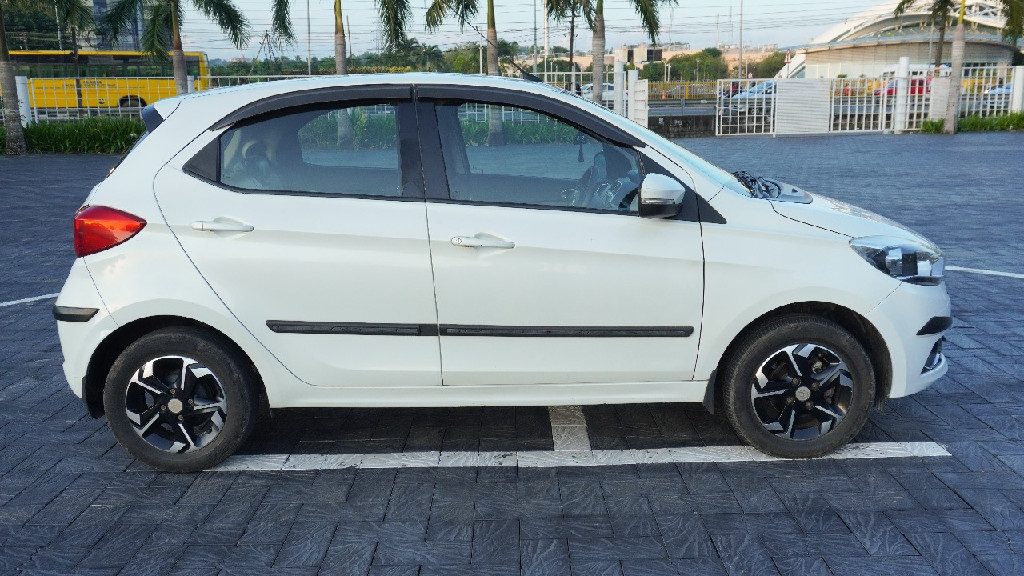Used Cars in Trivandrum, Kerala - TATA TIAGO XZ 1.2 RTN BSIV