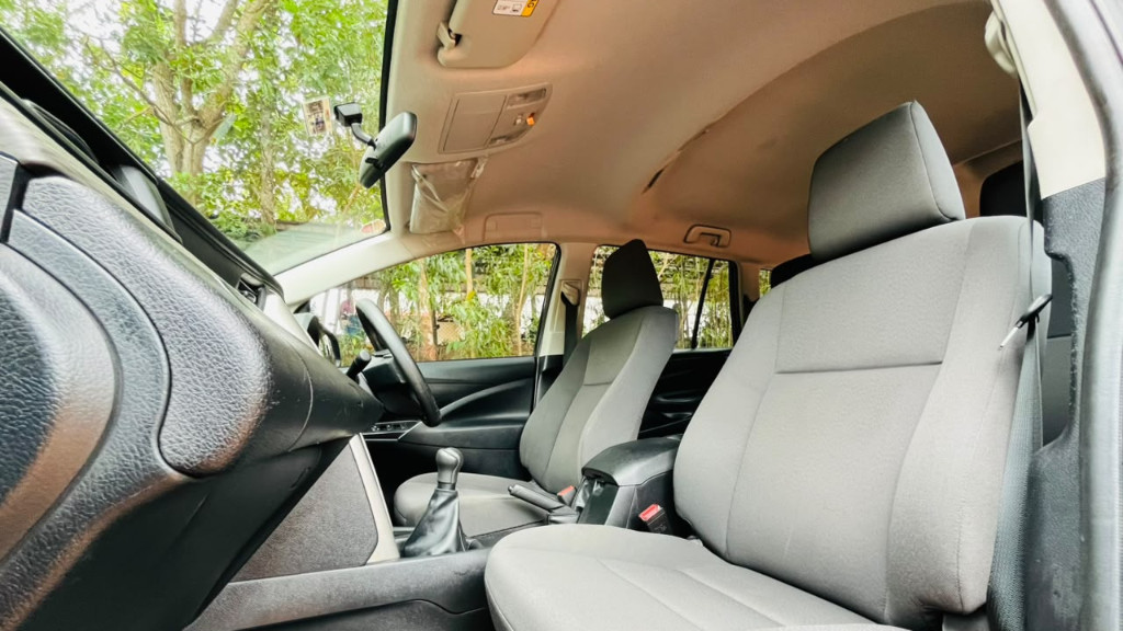 Used Cars in Trivandrum, Kerala - TOYOTA INNOVA CRYSTA 2.4 GX MT