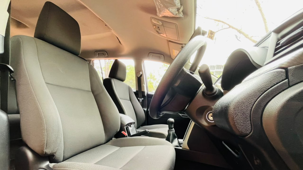 Used Cars in Trivandrum, Kerala - TOYOTA INNOVA CRYSTA 2.4 GX MT
