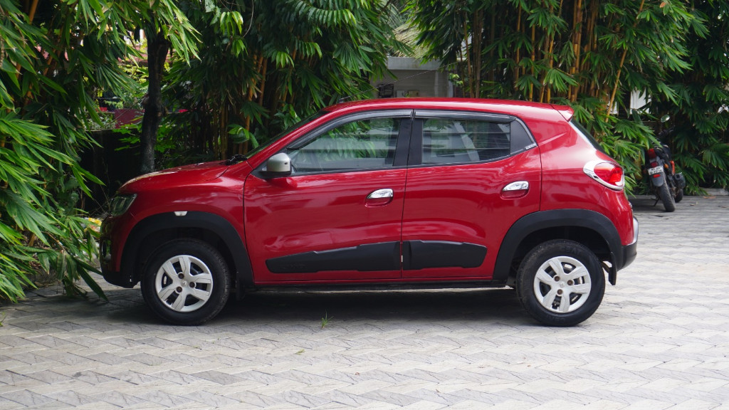 Used Cars in Trivandrum, Kerala - RENAULT KWID RXT BSIV