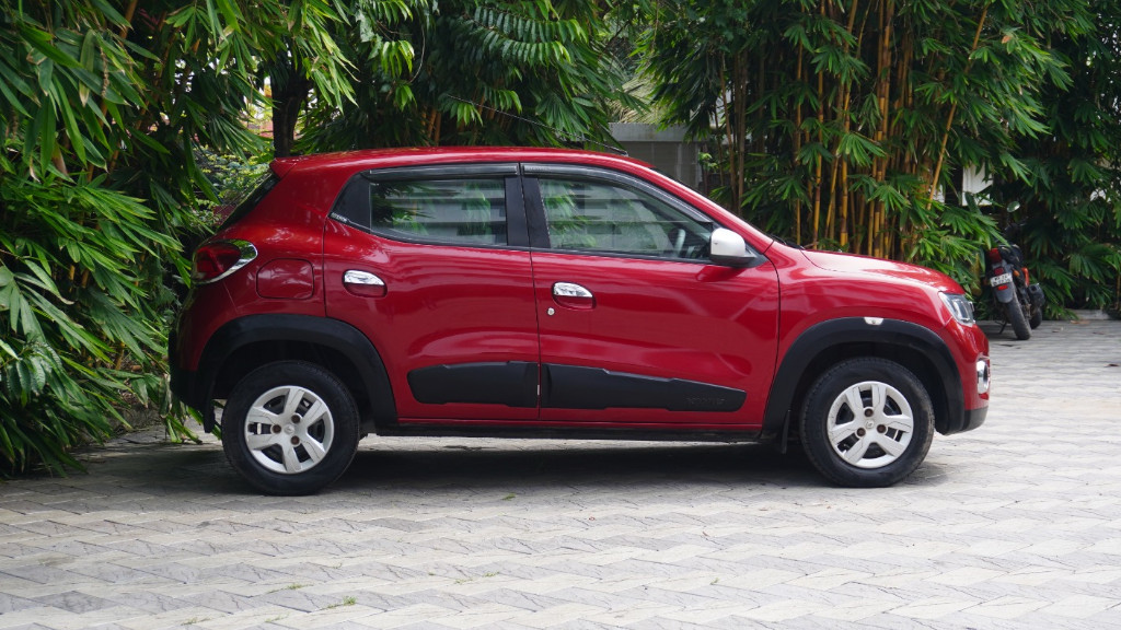 Used Cars in Trivandrum, Kerala - RENAULT KWID RXT BSIV