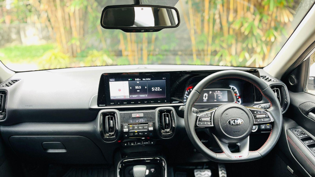 Used Cars in Trivandrum, Kerala - Kia Sonet GTX Plus 1.0 Turbo Petrol DCT T7