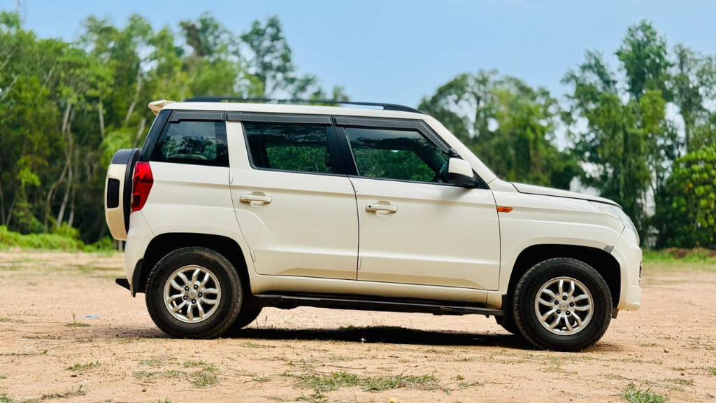 Used Cars in Trivandrum, Kerala - MAHINDRA TUV 300 T8 AMT
