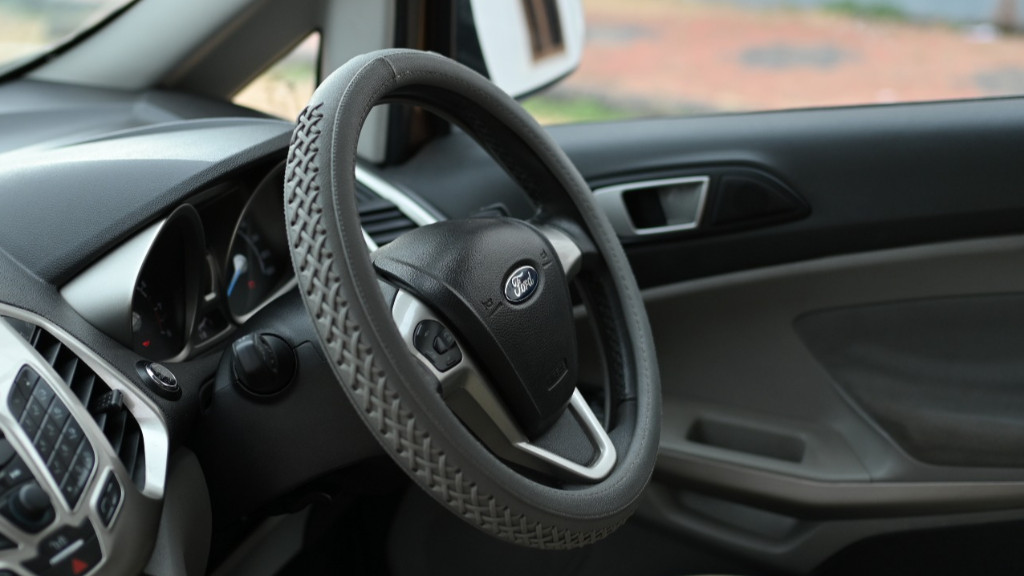 Used Cars in Trivandrum, Kerala - FORD ECOSPORT 1.5 TITANIUM AT * 