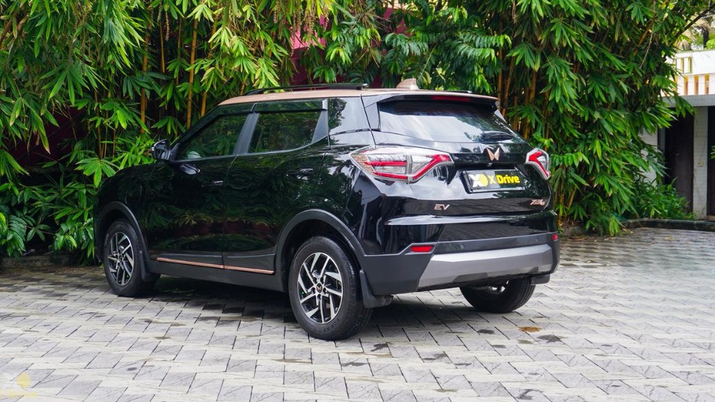 Used Cars in Trivandrum, Kerala - MAHINDRA XUV 400 EL39.4(O)