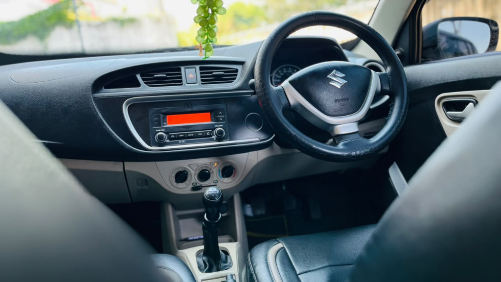 Used Cars in Trivandrum, Kerala - MARUTI SUZUKI ALTO VXI AIRBAGS