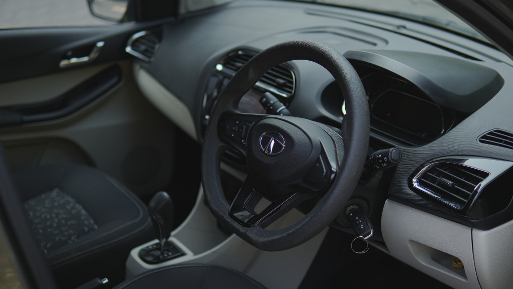 Used Cars in Trivandrum, Kerala - TATA TIAGO XZA+ 1.2 RTN BS6