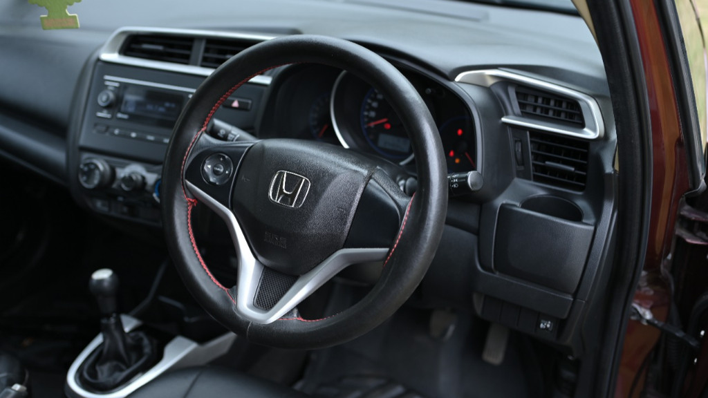 Used Cars in Trivandrum, Kerala - HONDA JAZZ 1.2 S MT IVTEC