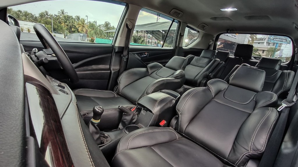 Used Cars in Trivandrum, Kerala - Tovota Innova Crysta 2.4 G