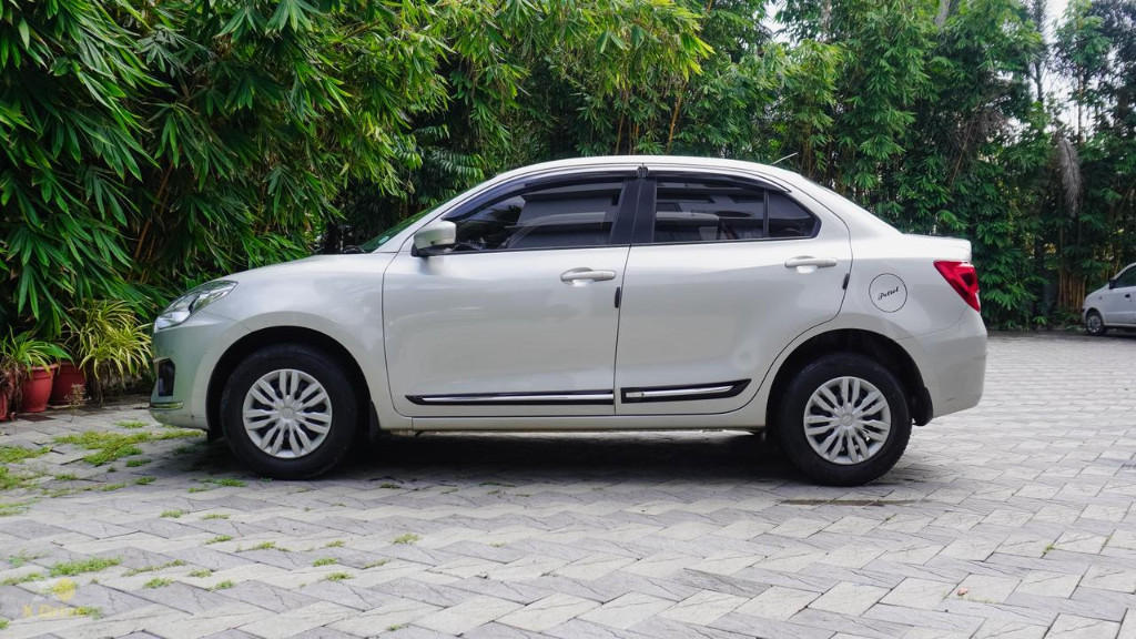 Used Cars in Trivandrum, Kerala - MARUTI SUZUKI SWIFT DZIRE VXI AMT