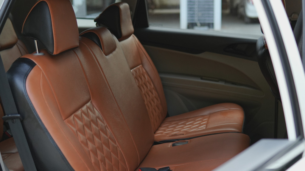 Used Cars in Trivandrum, Kerala - MAHINDRA MARAZZO 8 STR M2