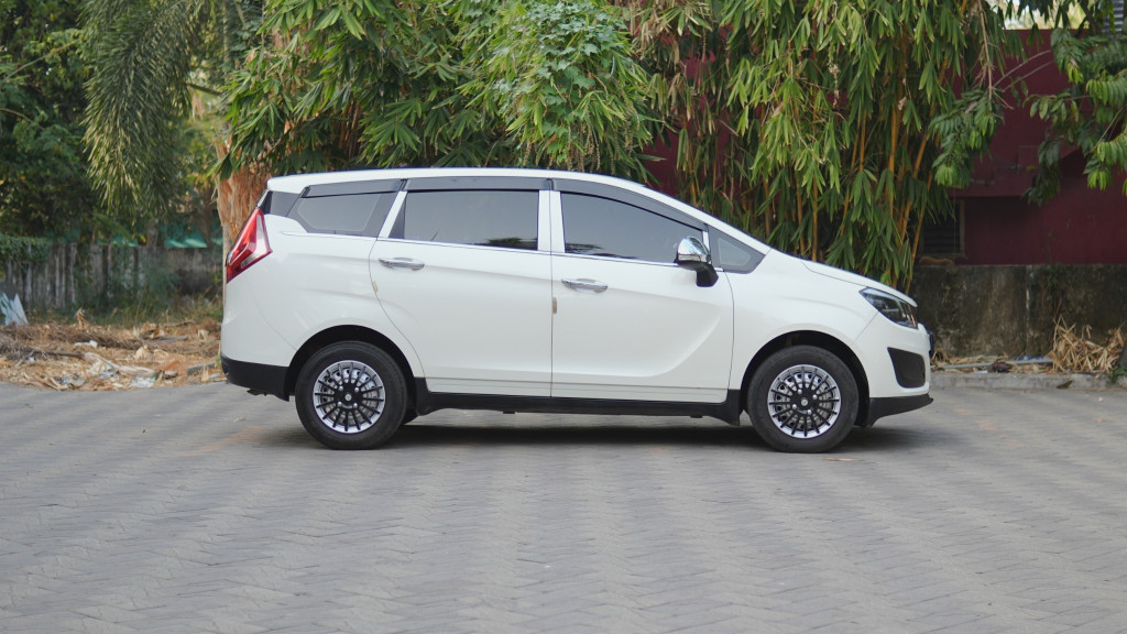 Used Cars in Trivandrum, Kerala - MAHINDRA MARAZZO 8 STR M2