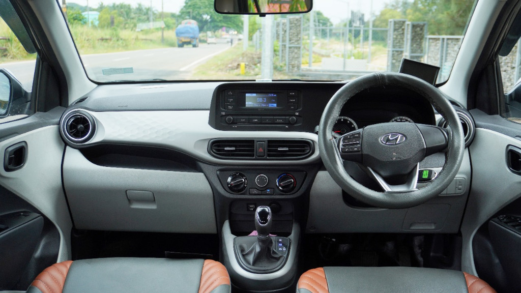 Used Cars in Trivandrum, Kerala - HYUNDAI GRAND i10 NIOS 1.2 AMT KAPPA MAGNA