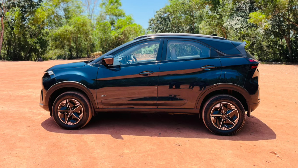 Used Cars in Trivandrum, Kerala - TATA NEXON .EV LR EMP