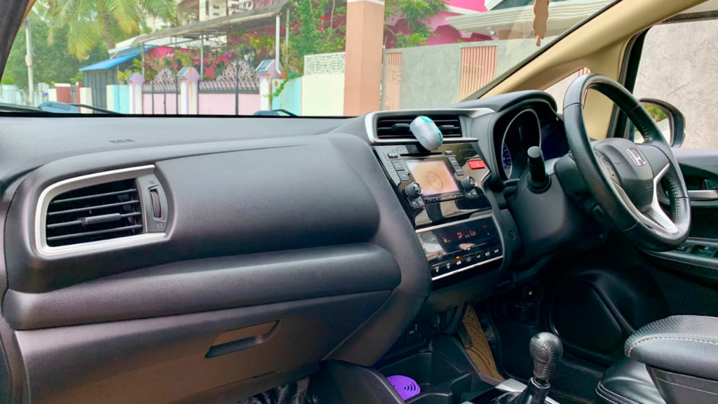 Used Cars in Trivandrum, Kerala - HONDA JAZZ 1.2 V MT IVTEC