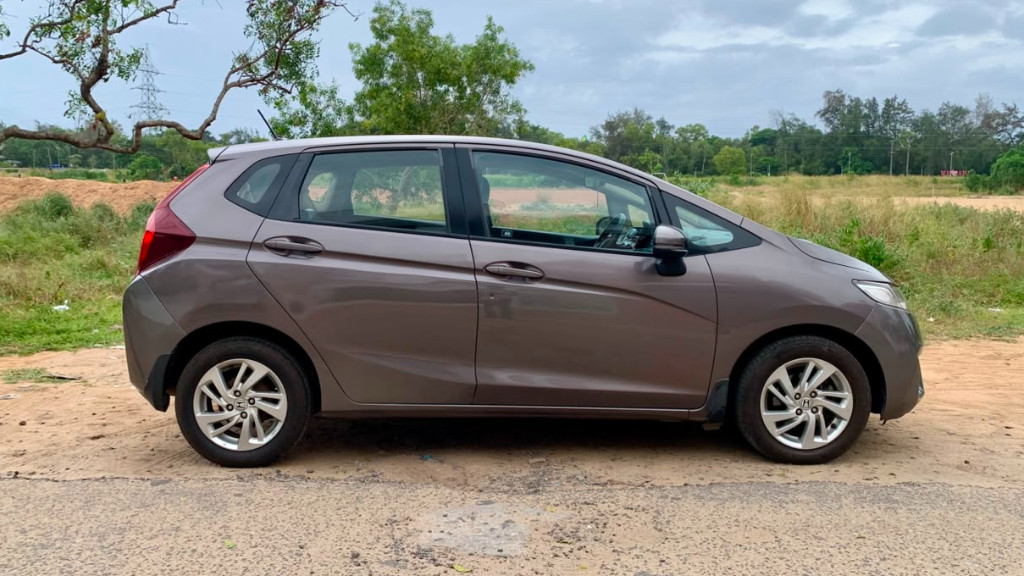 Used Cars in Trivandrum, Kerala - HONDA JAZZ 1.2 V MT IVTEC