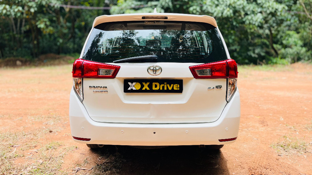 Used Cars in Trivandrum, Kerala - TOYOTA INNOVA CRYSTA 2.4 GX 8S MT