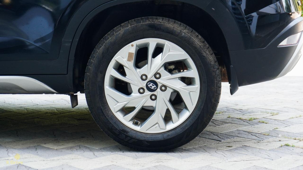 Used Cars in Trivandrum, Kerala - HYUNDAI CRETA SX 1.5 MPI MT