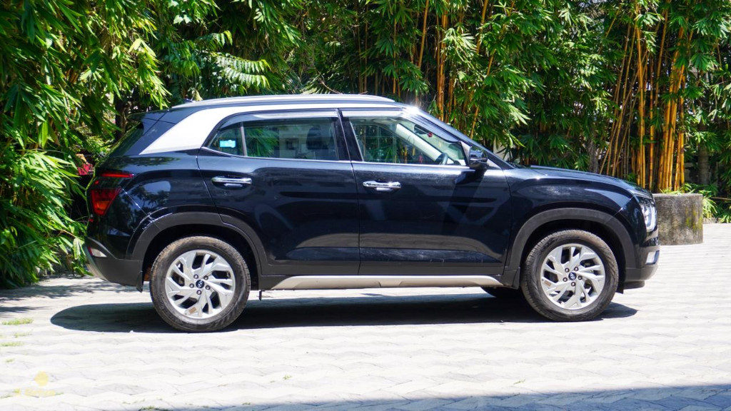 Used Cars in Trivandrum, Kerala - HYUNDAI CRETA SX 1.5 MPI MT