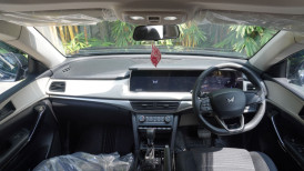 Used Cars in Trivandrum, Kerala - Mahindra XUV700 AX5 Diesel AT 7 STR