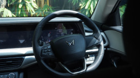 Used Cars in Trivandrum, Kerala - Mahindra XUV700 AX5 Diesel AT 7 STR