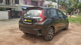 Used Cars in Trivandrum, Kerala - HONDA JAZZ 1.2 SV MT (IVTEC)