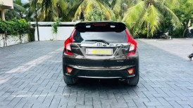 Used Cars in Trivandrum, Kerala - HONDA JAZZ 1.2 V CVT (I-VTEC)B