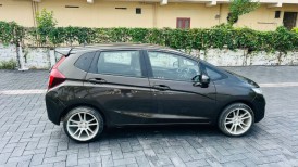 Used Cars in Trivandrum, Kerala - HONDA JAZZ 1.2 V CVT (I-VTEC)B