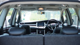 Used Cars in Trivandrum, Kerala - TOYOTA INNOVA CRYSTA 2.4 ZX 7S MT (E4)