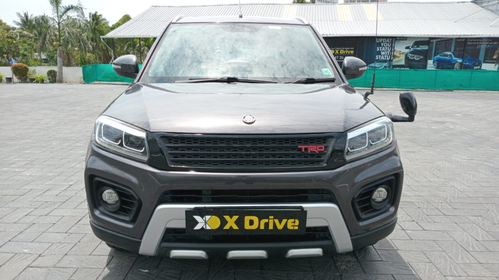 Used Cars in Trivandrum, Kerala - MARUTI SUZUKI V. BREZZA SMART HYBRID ZXI+ AT