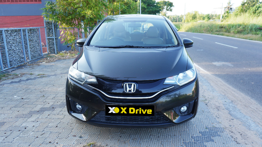 Used Cars in Trivandrum, Kerala - HONDA JAZZ 1.2 SV MT (IVTEC)BSIV