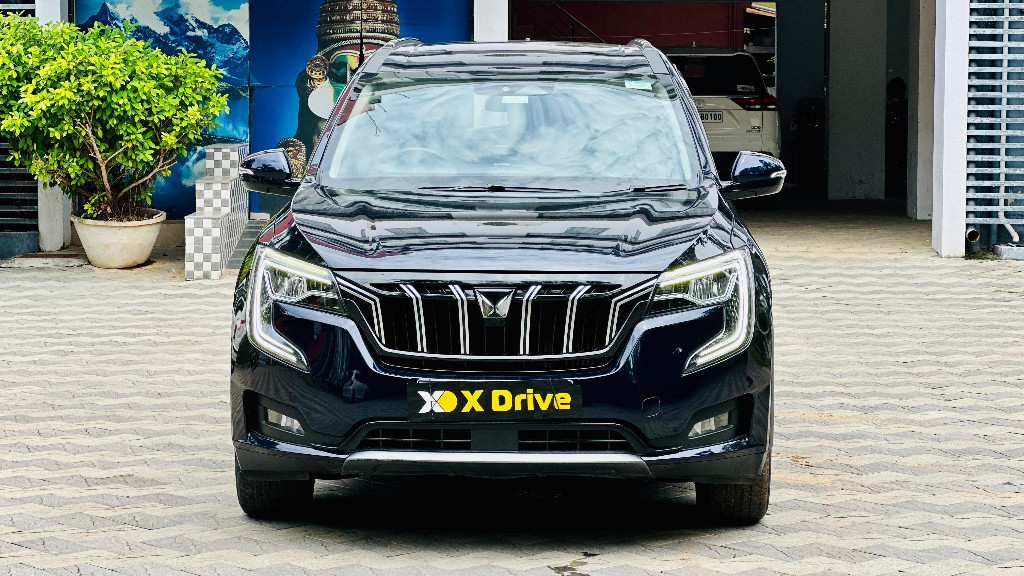 Used Cars in Trivandrum, Kerala - Mahindra XUV700 AX7 Diesel AT 7 STR
