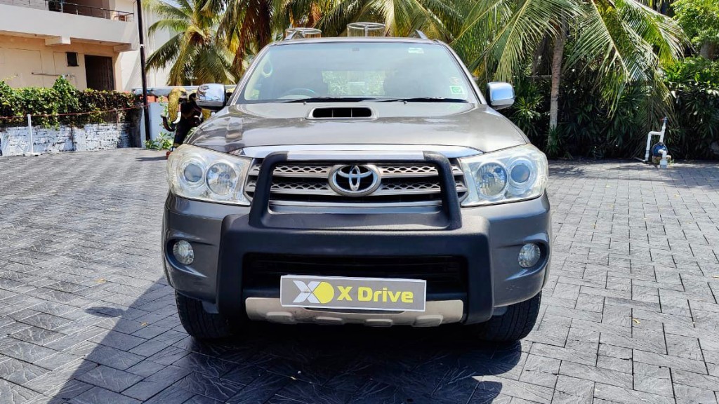 Used Cars in Trivandrum, Kerala - TOYOTA FORTUNER 3.0L 4WD MT